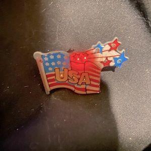 Vintage 80's Blinking American Flag Broach/Pin